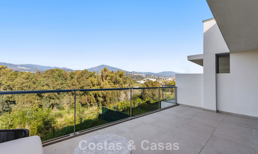 Luxueuse villa moderne à vendre à proximité de toutes les commodités à Guadalmina et San Pedro, Marbella 777312