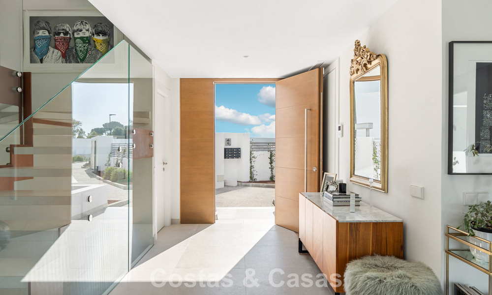 Luxueuse villa moderne à vendre à proximité de toutes les commodités à Guadalmina et San Pedro, Marbella 777326