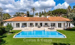 Spacieuse villa familiale de 4 chambres avec vue sur la mer à vendre dans un quartier résidentiel recherché à Marbella Est 777247 