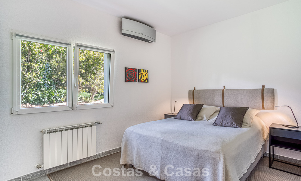 Spacieuse villa familiale de 4 chambres avec vue sur la mer à vendre dans un quartier résidentiel recherché à Marbella Est 777263