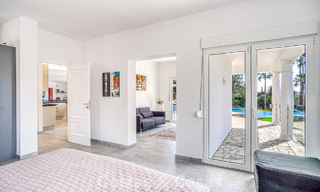 Spacieuse villa familiale de 4 chambres avec vue sur la mer à vendre dans un quartier résidentiel recherché à Marbella Est 777271 