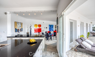 Spacieuse villa familiale de 4 chambres avec vue sur la mer à vendre dans un quartier résidentiel recherché à Marbella Est 777276 