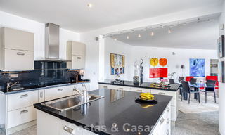 Spacieuse villa familiale de 4 chambres avec vue sur la mer à vendre dans un quartier résidentiel recherché à Marbella Est 777277 