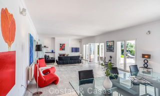 Spacieuse villa familiale de 4 chambres avec vue sur la mer à vendre dans un quartier résidentiel recherché à Marbella Est 777278 