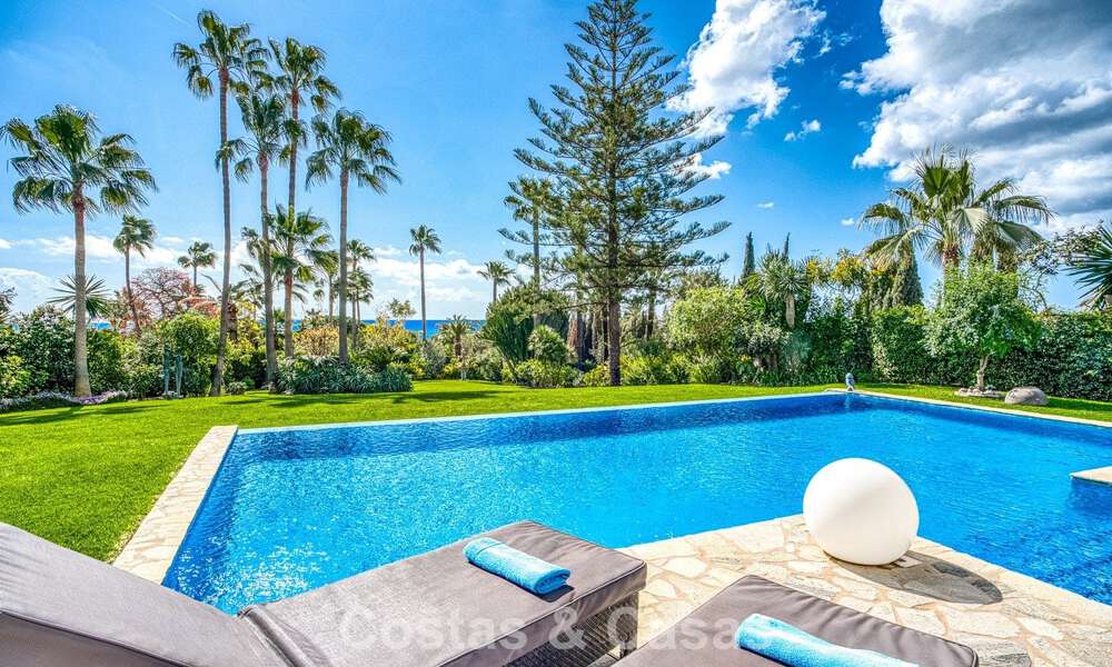 Spacieuse villa familiale de 4 chambres avec vue sur la mer à vendre dans un quartier résidentiel recherché à Marbella Est 777285
