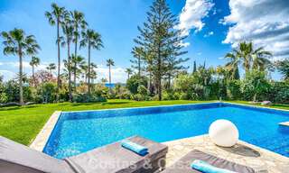 Spacieuse villa familiale de 4 chambres avec vue sur la mer à vendre dans un quartier résidentiel recherché à Marbella Est 777285 