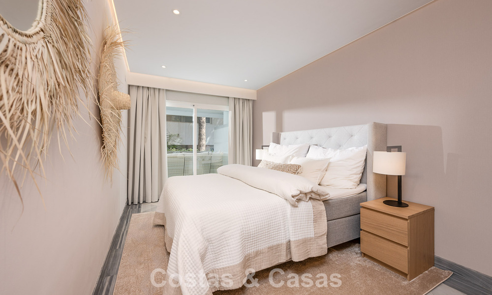 Appartement de luxe rénové à vendre à Gran Marbella en front de mer sur le Golden Mile / Marbella Center 777176