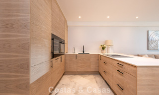 Appartement de luxe rénové à vendre à Gran Marbella en front de mer sur le Golden Mile / Marbella Center 777178 