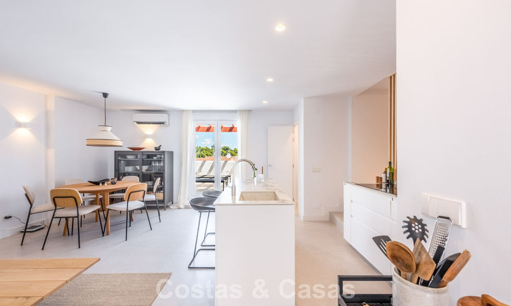 Penthouse en duplex à vendre à distance de marche de toutes les commodités et de Puerto Banus à Nueva Andalucia, Marbella 777370