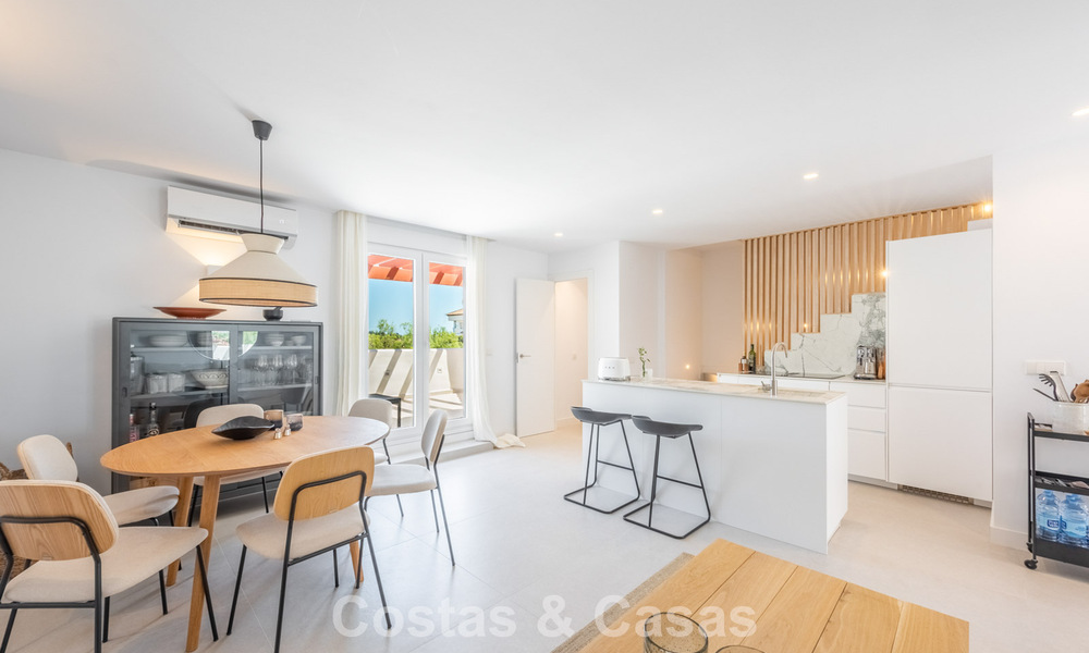 Penthouse en duplex à vendre à distance de marche de toutes les commodités et de Puerto Banus à Nueva Andalucia, Marbella 777374