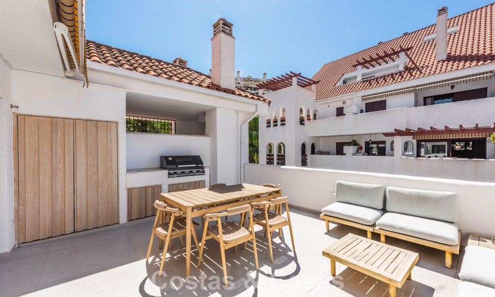 Penthouse en duplex à vendre à distance de marche de toutes les commodités et de Puerto Banus à Nueva Andalucia, Marbella 777383