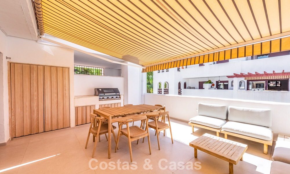 Penthouse en duplex à vendre à distance de marche de toutes les commodités et de Puerto Banus à Nueva Andalucia, Marbella 777384