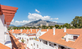 Penthouse en duplex à vendre à distance de marche de toutes les commodités et de Puerto Banus à Nueva Andalucia, Marbella 777387 