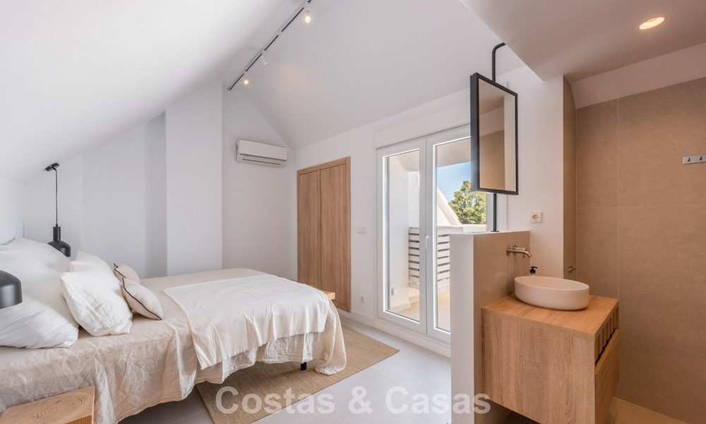 Penthouse en duplex à vendre à distance de marche de toutes les commodités et de Puerto Banus à Nueva Andalucia, Marbella 777389