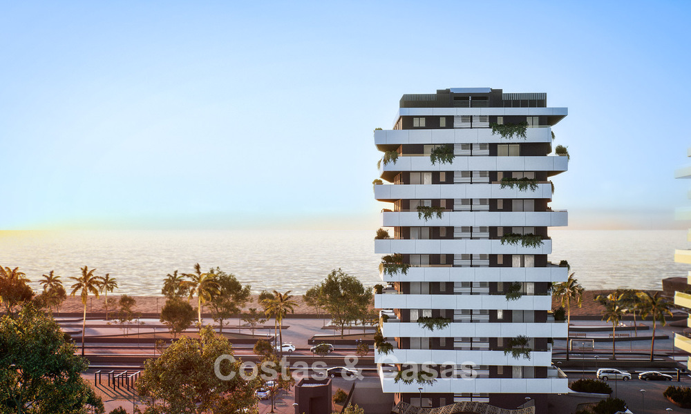 6 luxueux penthouses en duplex avec vue sur la mer à vendre directement sur la promenade de la plage du centre de Malaga 777528