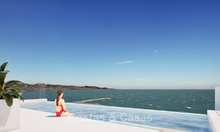 6 luxueux penthouses en duplex avec vue sur la mer à vendre directement sur la promenade de la plage du centre de Malaga 777579 