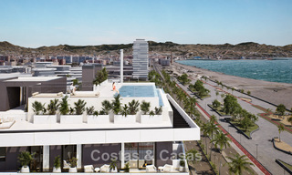 6 luxueux penthouses en duplex avec vue sur la mer à vendre directement sur la promenade de la plage du centre de Malaga 777580 