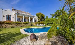 Spacieuse villa andalouse avec vue panoramique sur la mer à vendre dans un complexe de golf cinq étoiles à Marbella - Benahavis 777464 