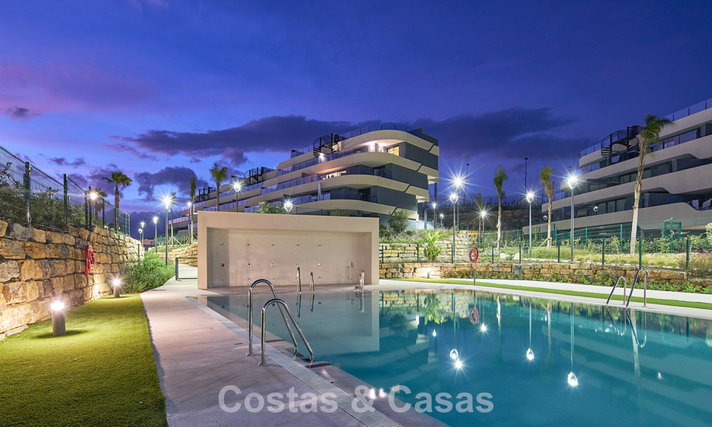 Penthouse neuf et prêt à emménager avec vue sur la mer à vendre sur le New Golden Mile entre Marbella et Estepona 777585