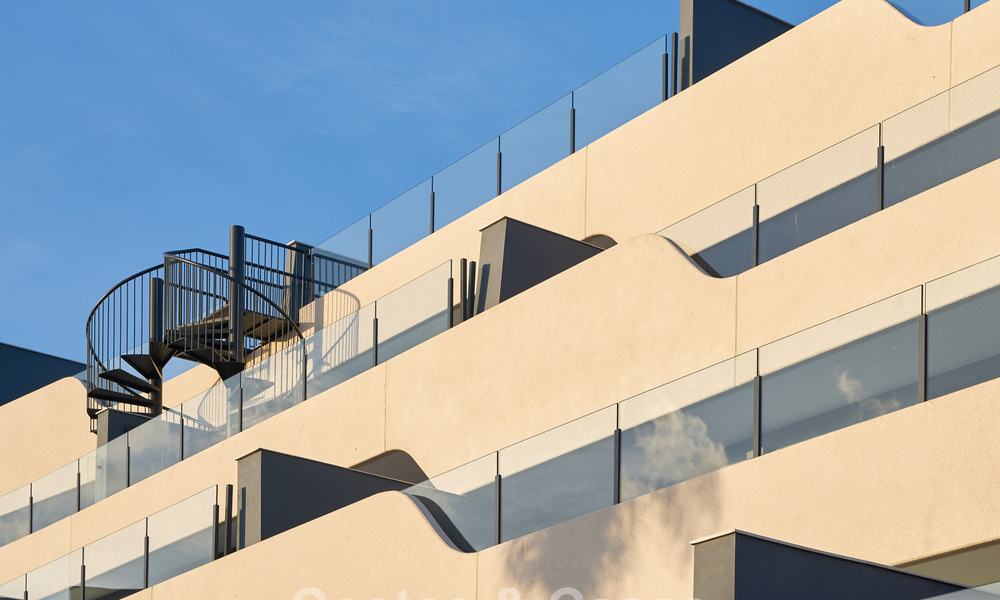 Penthouse neuf et prêt à emménager avec vue sur la mer à vendre sur le New Golden Mile entre Marbella et Estepona 777622