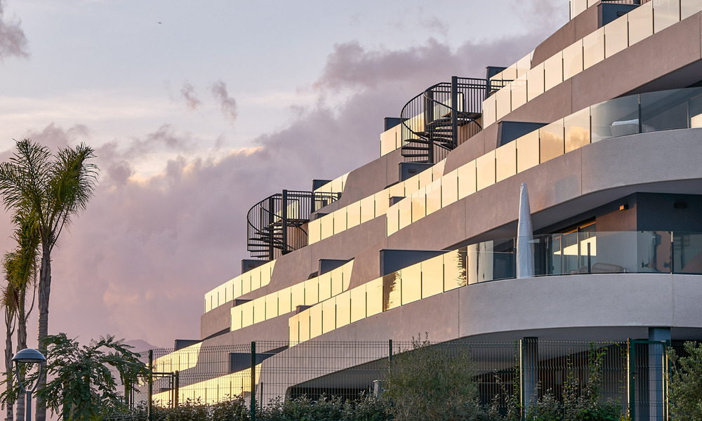 Penthouse neuf et prêt à emménager avec vue sur la mer à vendre sur le New Golden Mile entre Marbella et Estepona 777625