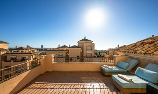 Magnifique penthouse en duplex à vendre, à distance de marche des commodités et de la plage à Elviria, Marbella 777799 