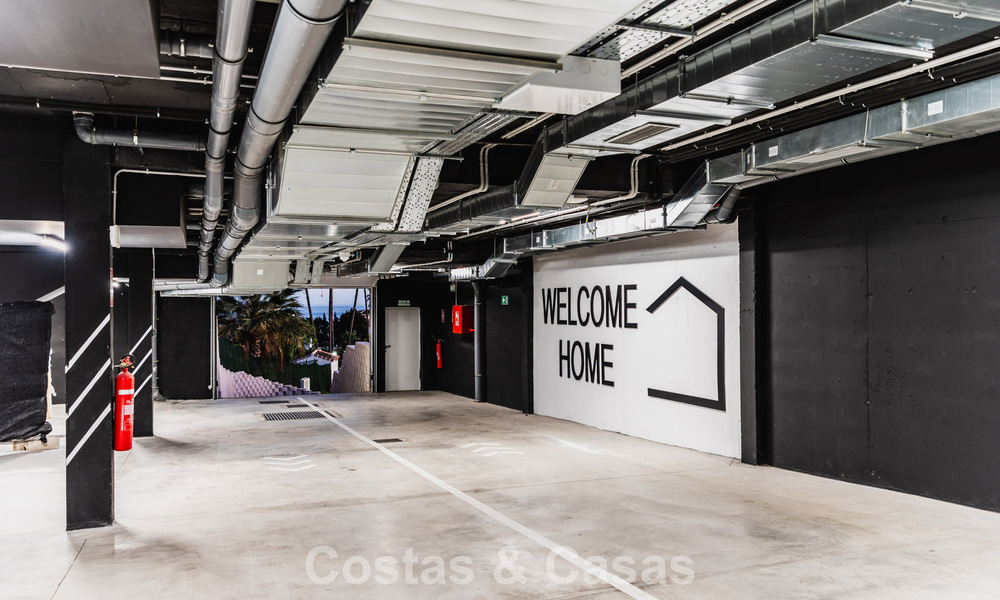 Villa en rangée de conception moderniste avec vue sur la mer à vendre dans un complexe de premier plan à Mijas Costa, Costa del Sol 777829