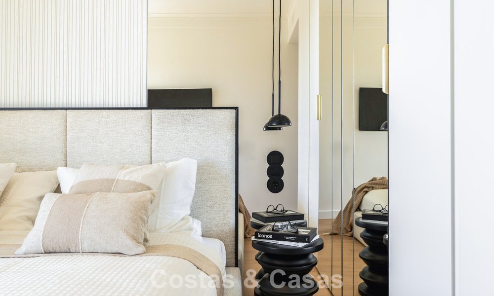 Villa en rangée de conception moderniste avec vue sur la mer à vendre dans un complexe de premier plan à Mijas Costa, Costa del Sol 777849