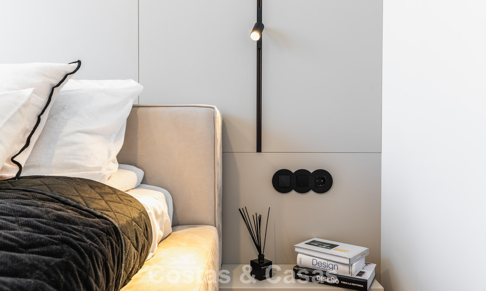 Villa en rangée de conception moderniste avec vue sur la mer à vendre dans un complexe de premier plan à Mijas Costa, Costa del Sol 777850