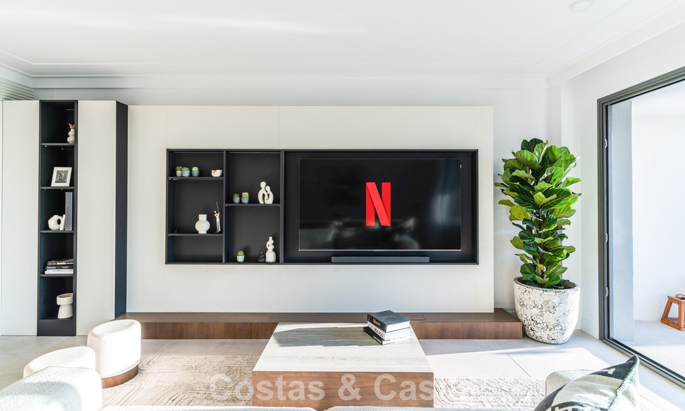 Villa en rangée de conception moderniste avec vue sur la mer à vendre dans un complexe de premier plan à Mijas Costa, Costa del Sol 777857