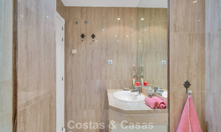 Luxueux penthouse en duplex avec piscine privée à vendre dans la Vallée du Golf de Nueva Andalucia, Marbella 777884 