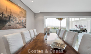 Luxueux penthouse en duplex avec piscine privée à vendre dans la Vallée du Golf de Nueva Andalucia, Marbella 777897 