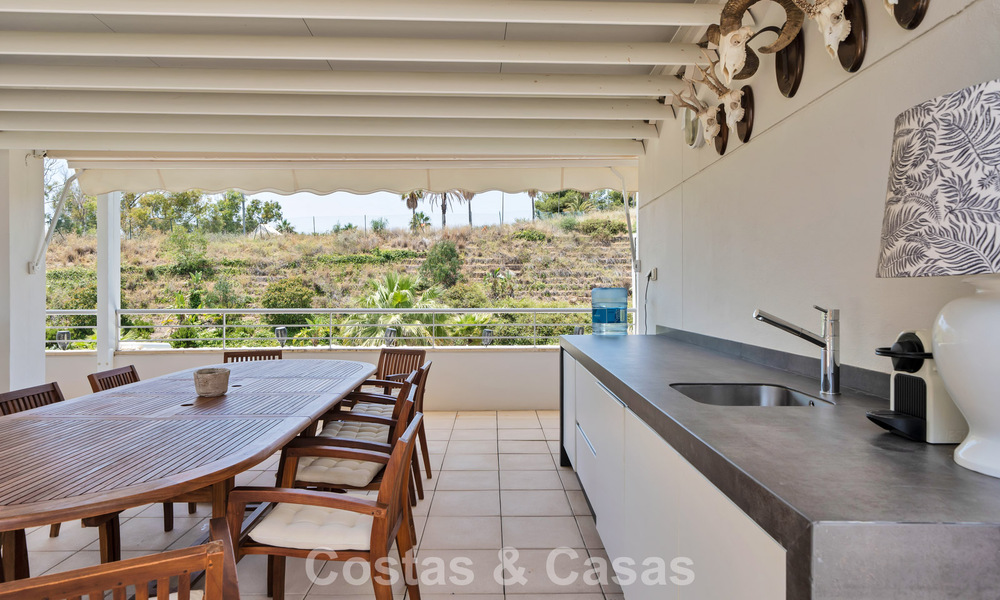 Luxueux penthouse en duplex avec piscine privée à vendre dans la Vallée du Golf de Nueva Andalucia, Marbella 777914
