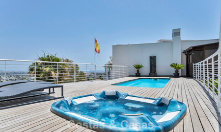 Luxueux penthouse en duplex avec piscine privée à vendre dans la Vallée du Golf de Nueva Andalucia, Marbella 777920