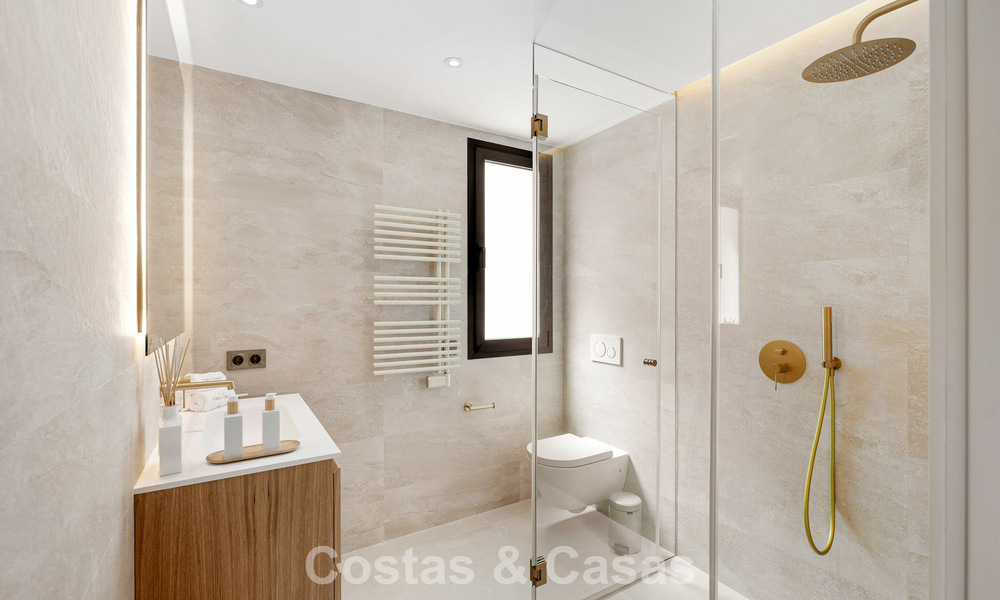 Prestigieuse villa de luxe rénovée de style traditionnel à vendre dans un quartier résidentiel calme de Nueva Andalucia, Marbella 778129