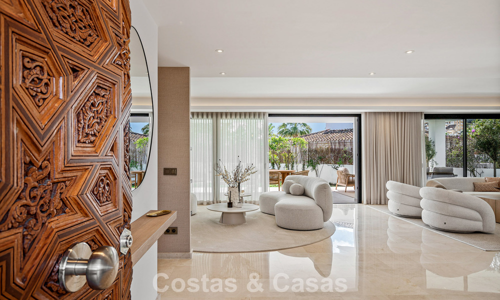 Prestigieuse villa de luxe rénovée de style traditionnel à vendre dans un quartier résidentiel calme de Nueva Andalucia, Marbella 778141