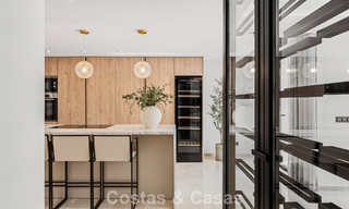 Prestigieuse villa de luxe rénovée de style traditionnel à vendre dans un quartier résidentiel calme de Nueva Andalucia, Marbella 778146 