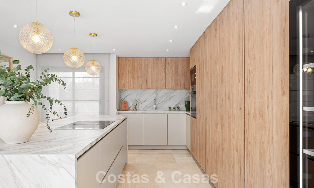 Prestigieuse villa de luxe rénovée de style traditionnel à vendre dans un quartier résidentiel calme de Nueva Andalucia, Marbella 778147