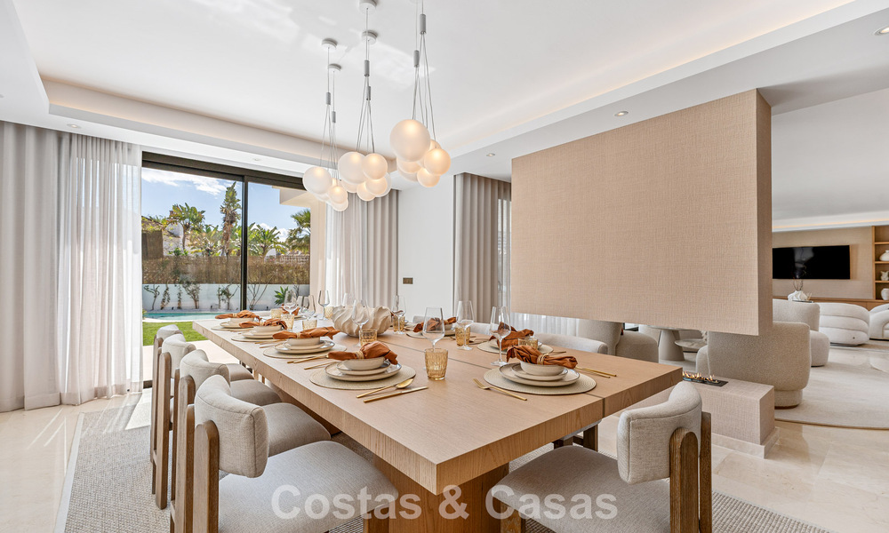Prestigieuse villa de luxe rénovée de style traditionnel à vendre dans un quartier résidentiel calme de Nueva Andalucia, Marbella 778149