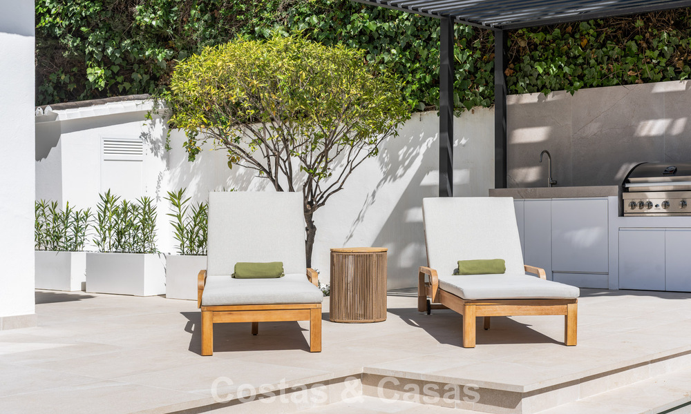 Prestigieuse villa de luxe rénovée de style traditionnel à vendre dans un quartier résidentiel calme de Nueva Andalucia, Marbella 778160