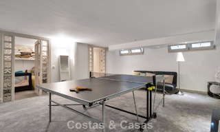 Charmante villa jumelée à vendre à quelques mètres de la plage près de Puerto Banus, Marbella 777982 