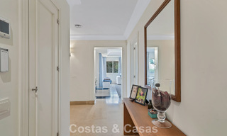 Charmante villa jumelée à vendre à quelques mètres de la plage près de Puerto Banus, Marbella 778004 