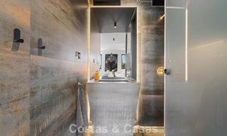 Penthouse moderne rénové à vendre dans la vallée du golf de Nueva Andalucia, Marbella 778039 