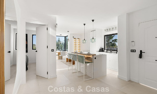 Penthouse moderne rénové à vendre dans la vallée du golf de Nueva Andalucia, Marbella 778042 