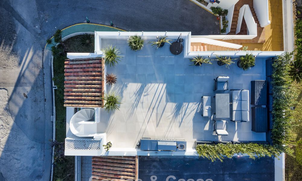 Penthouse moderne rénové à vendre dans la vallée du golf de Nueva Andalucia, Marbella 778044