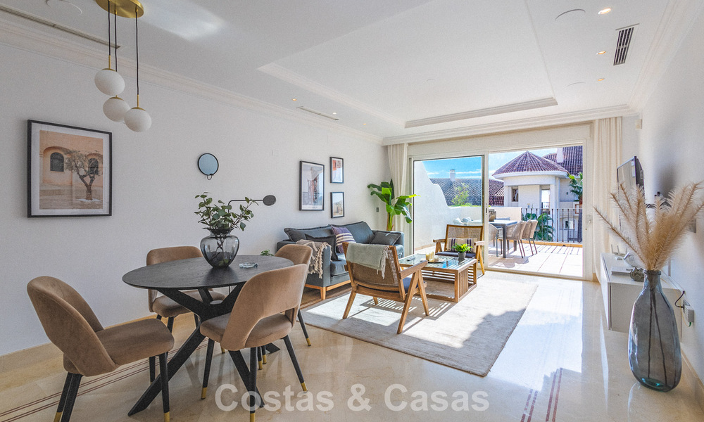 Bel appartement avec terrasse spacieuse à vendre dans un complexe luxueux à Nueva Andalucia, Marbella 778117