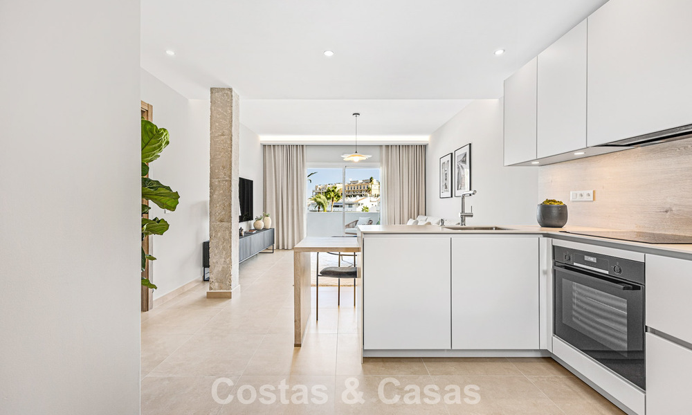 Penthouse rénové à vendre dans une urbanisation de golf populaire Aloha au cœur de Nueva Andalucia, Marbella 778072