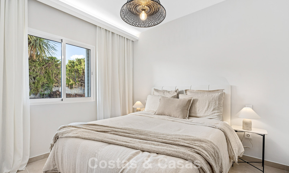 Penthouse rénové à vendre dans une urbanisation de golf populaire Aloha au cœur de Nueva Andalucia, Marbella 778087