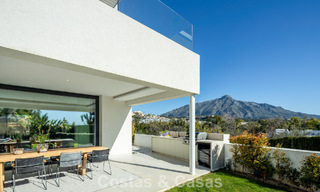 Villa de luxe moderniste avec vue sur la mer à vendre dans un quartier résidentiel privilégié à Nueva Andalucia, Marbella 778293 