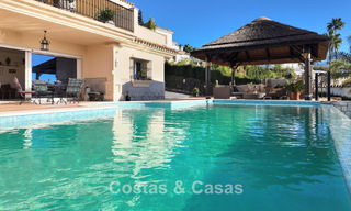 Villa méditerranéenne avec vue sur les fairways à vendre dans un cadre de golf de la vallée de Nueva Andalucia, Marbella 778175 